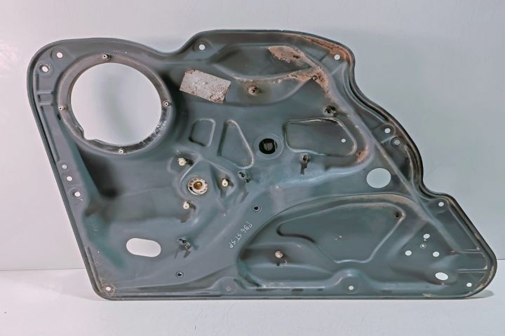 Macara geam  stanga spate  3C4839755H Volkswagen VW Passat B6