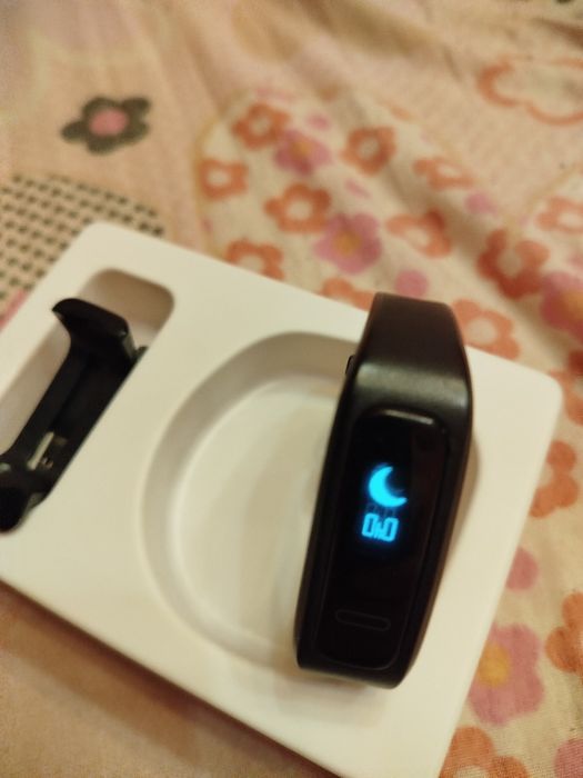 Huawei band 3 e  Huawei band 3 e