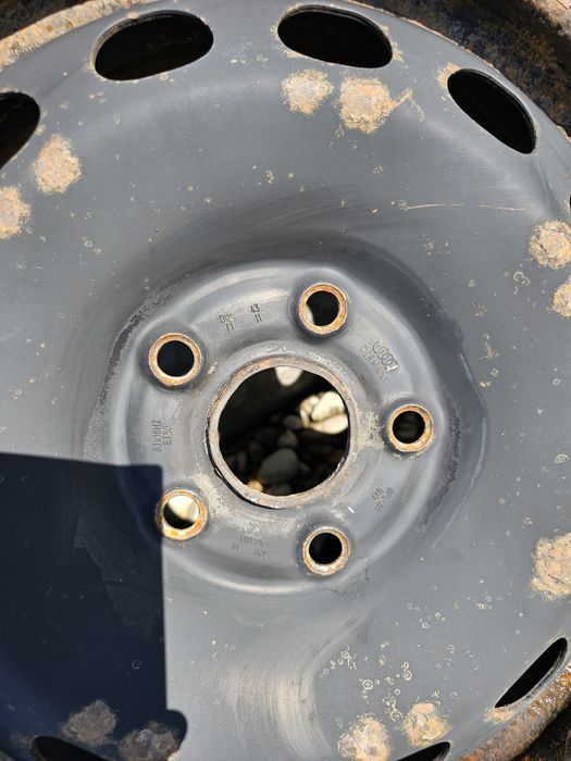 Jante de tabla cu Cauciucuri M/S 205 55 R16 VW Skoda Audi Seat