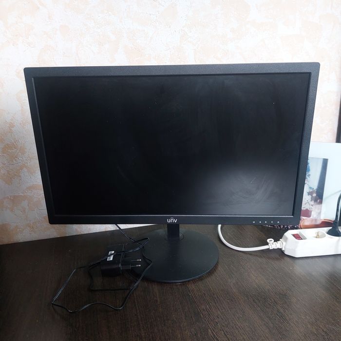 Монитор UNV MW3222-L черный