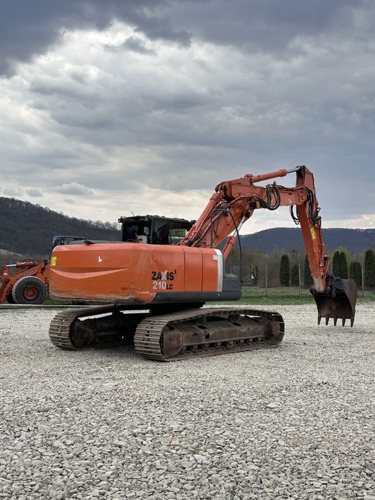 Excavator pe senile de fier Hitachi ZX210 LC-3 2010/8152h/senile noi