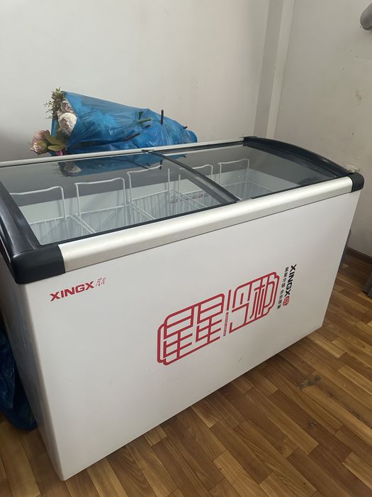 Продам морозильник XINGX-SD338