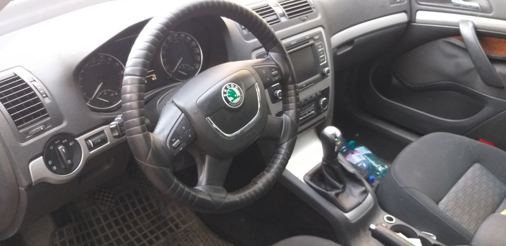 Шкода Октавия 1.6TDI на части
