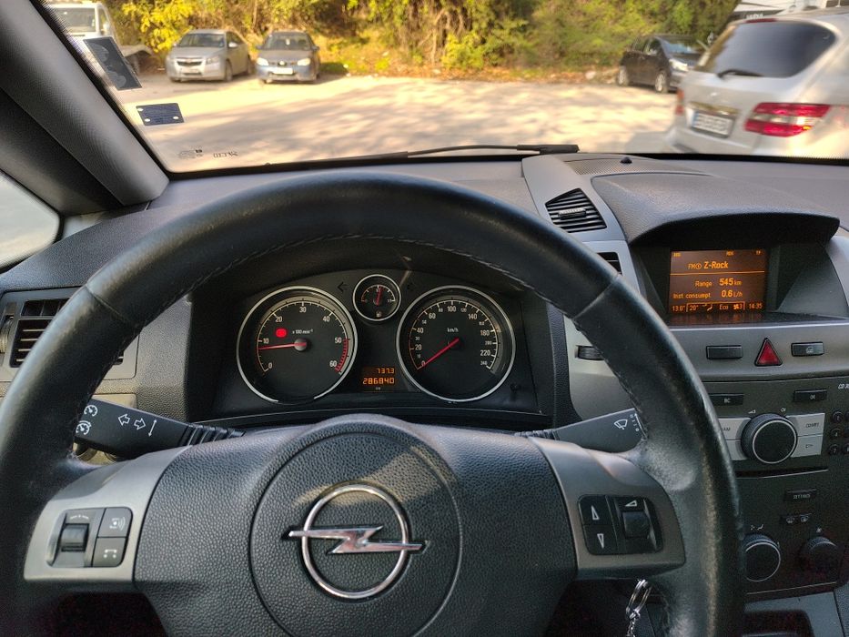 Opel Zafira 1.9 120 к.с. 7 места