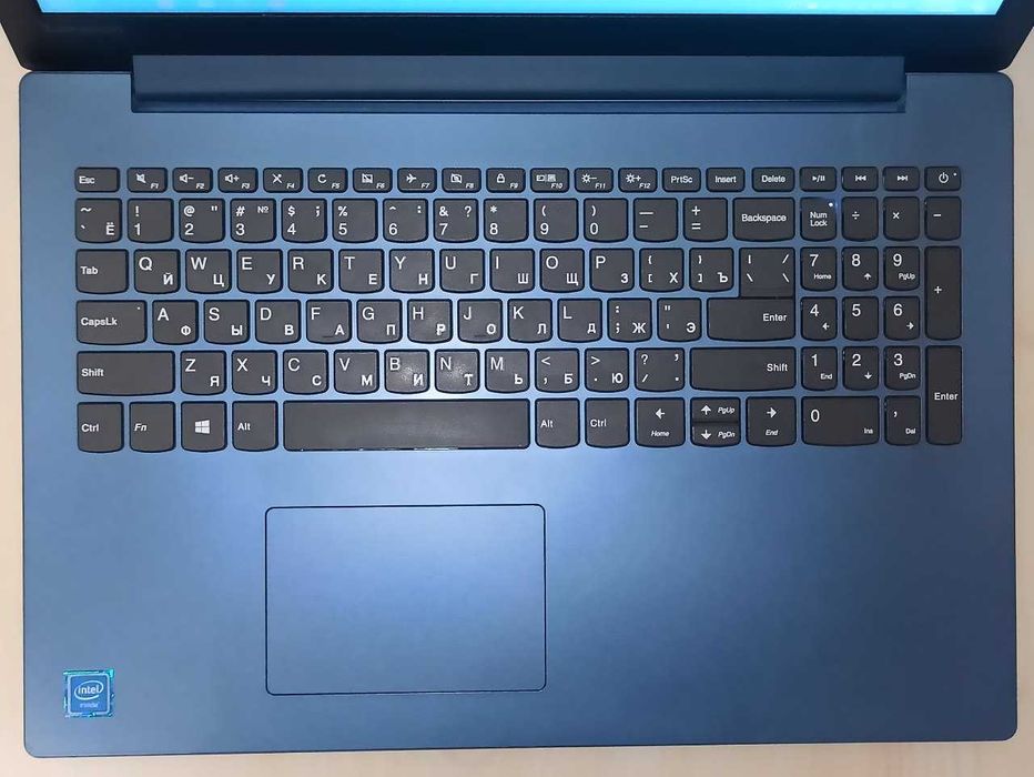 Продам Ноутбук Lenovo Celeron 4/1Tb