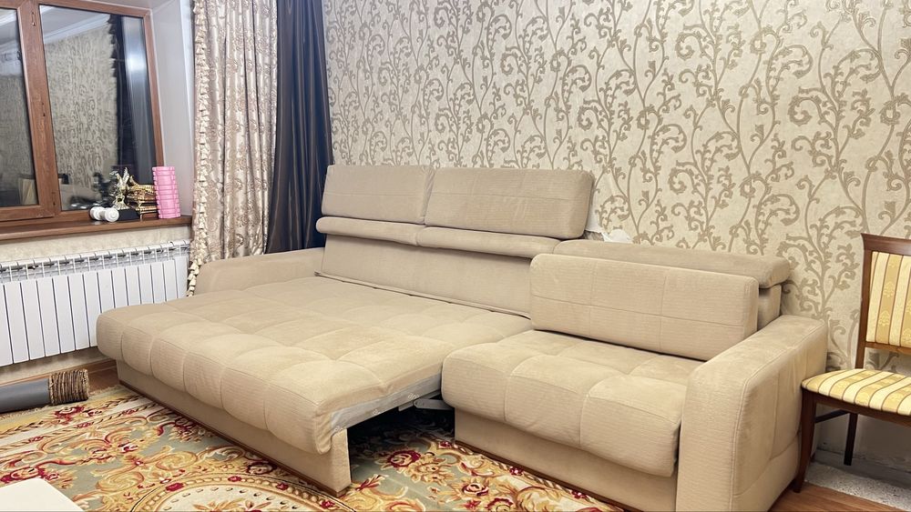 Диван для зала 4 метра