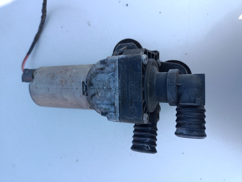 Pompa recirculare apa VW Passat b 6