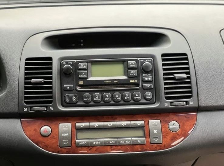 Магнитофон от камри 30