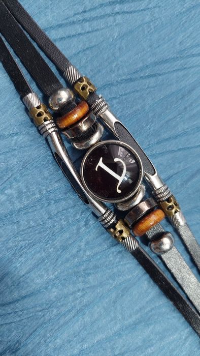 Продам бижутерию