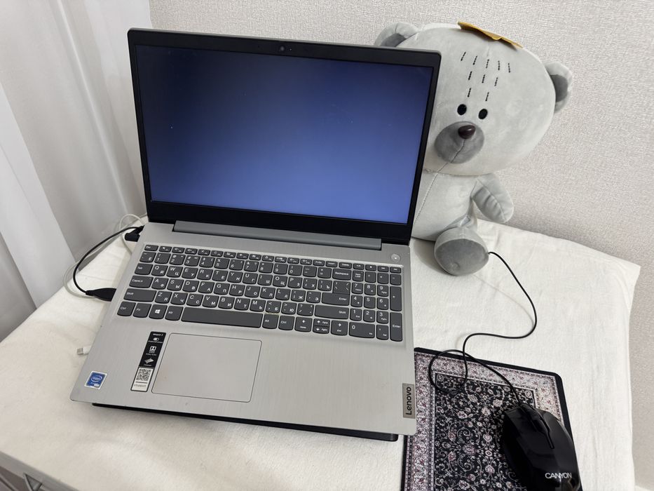 Ноутбук сатылады.