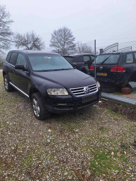 Vw Touareg 2.5 R5 ,174 к.с. автомат , 60 броя на части
