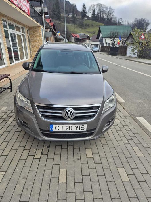 Vând Volkswagen Tiguan 2011