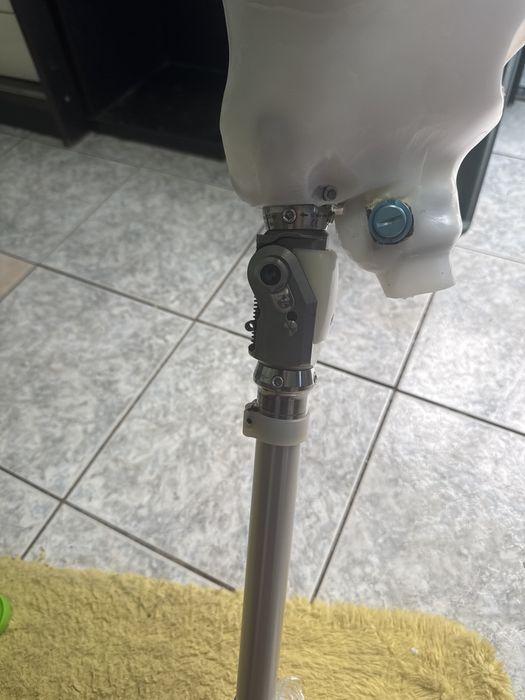 Proteza picior stang