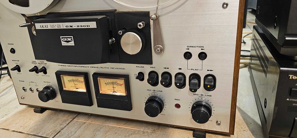 Magnetofon Akai GX-215 sau Magnetofon Akai GX-230D Autorevers , cu test video! Cititi descrierea.