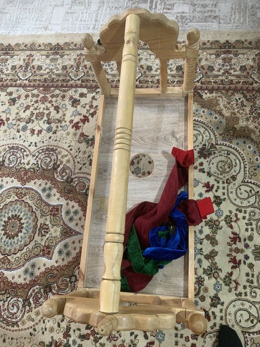 Продам бесик деревянный