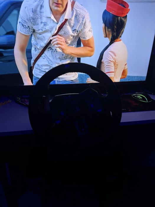 Игровой руль Logitech G29