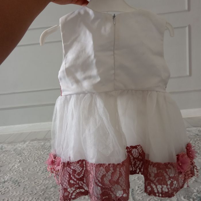 Көйлек кішкентай қызға