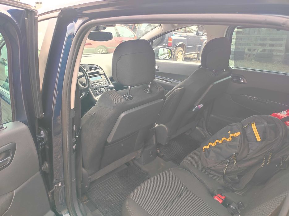 Peugeot 5008 1,6 HDI 7места,Регистриран,Панорама