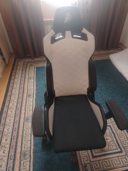 Компьютерный стул