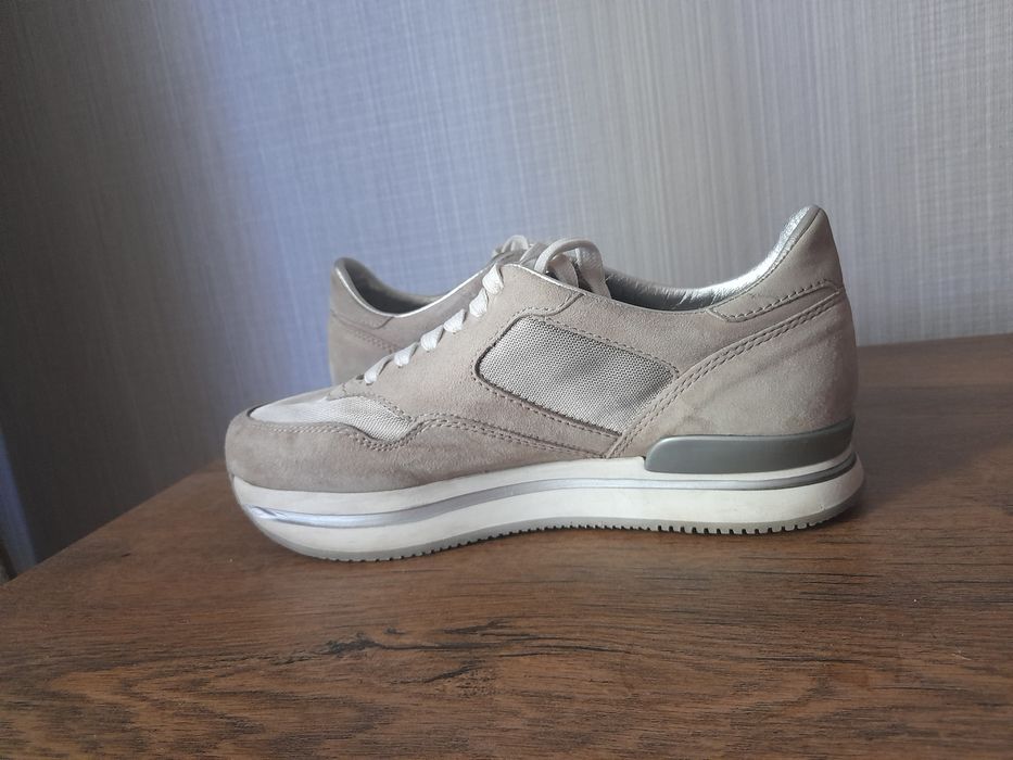 HOGAN дамски обувки 37 номер.