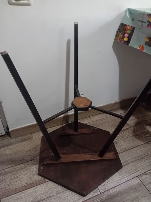 Masa veche model săsesc