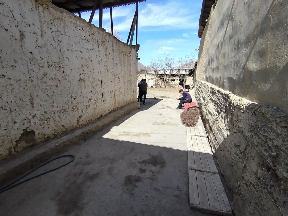 Шохимардонда ховли уй сотилади