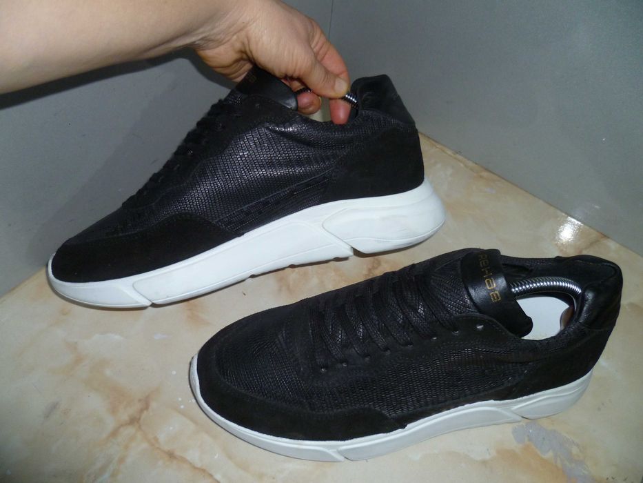 REHAB сникърси №44