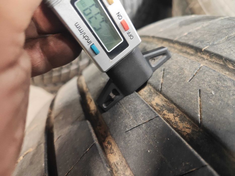 4бр.летни гуми 255/45/19 Bridgestone