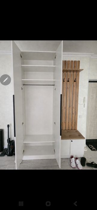 Продам шкаф для прихожей
