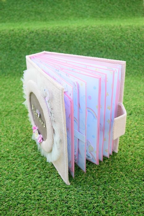 Бебешки албум с шити корици с велур