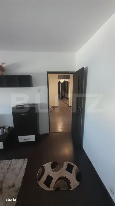 Investitie Excelenta! 3 Camere DE VANZARE, Chirias + 450€/Luna, Luce