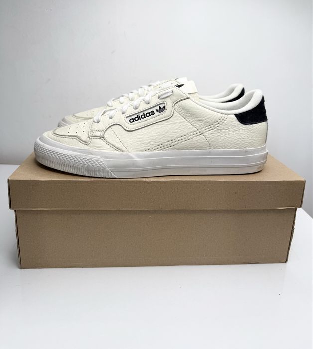 Adidas Continental Vulc (42) 27см. Сникърси