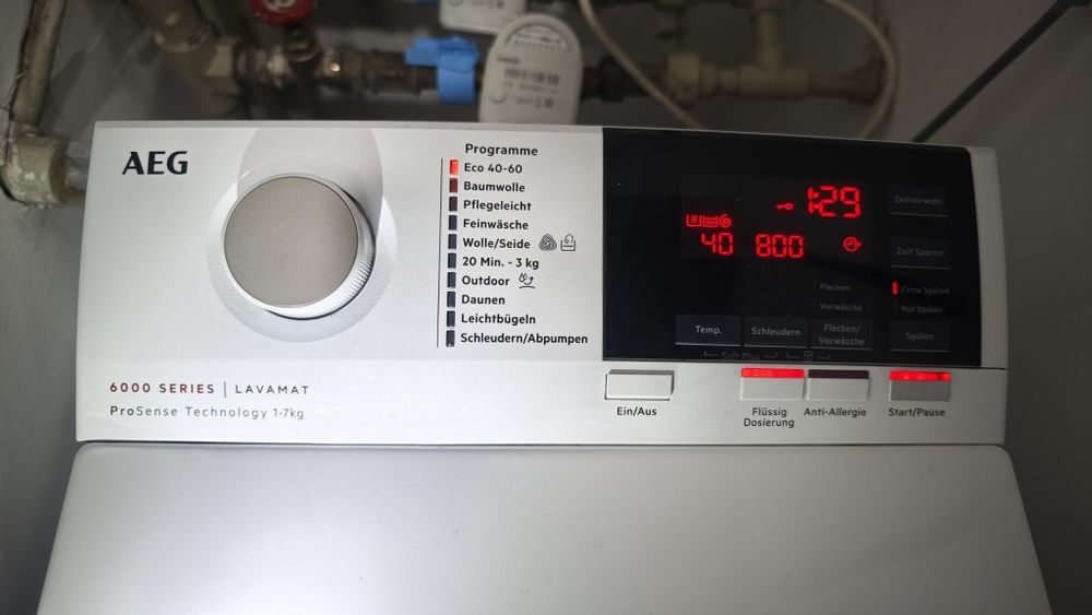 Продавам перална AEG 6000 Series / Lavamat / Горно зареждане.