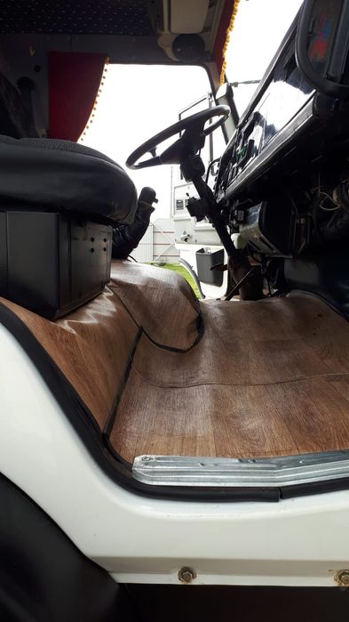 Камаз шасси 53228