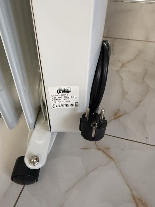 Titlu: Calorifer electric cu ulei Victronic OFR-7, 1500W, 7 elemenți
