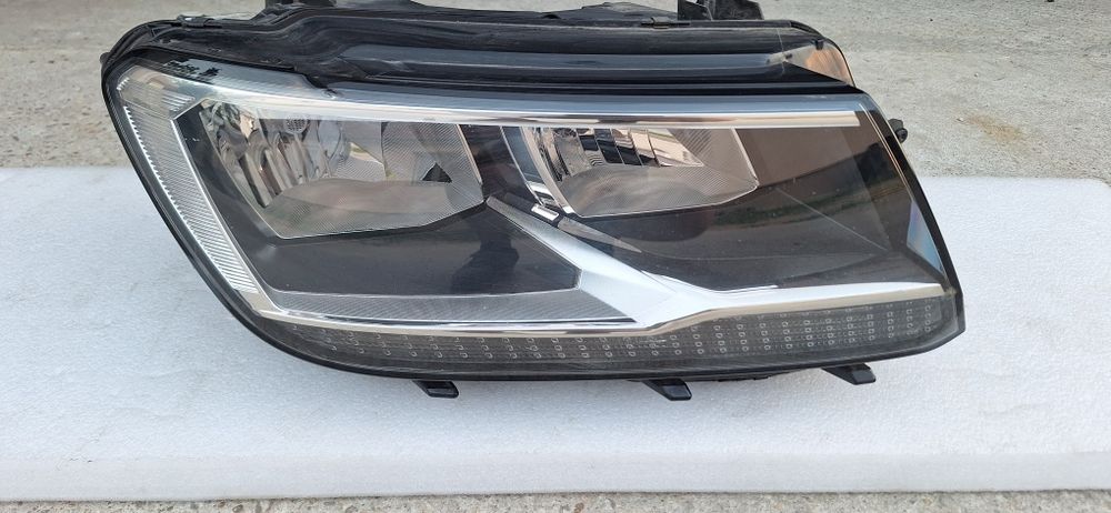 Far dreapta Volkswagen Tiguan 5N 2016 2020 5NB941006B