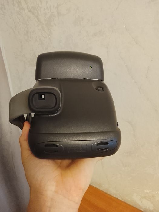 Polaroid фотокамера 600 instant camera