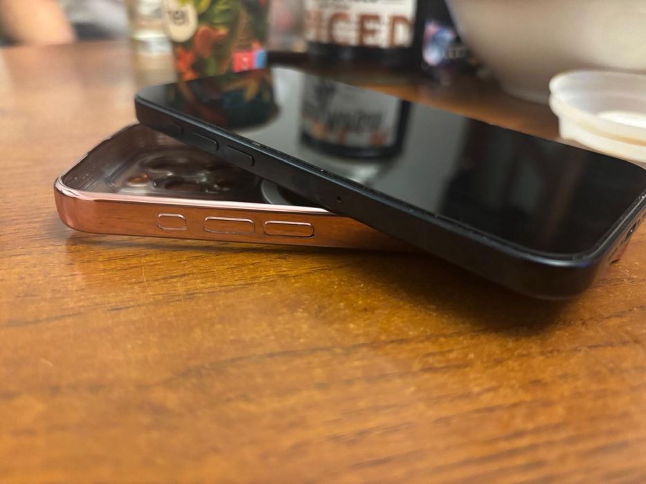 Iphone 15 Pro, 256 Gb, aproape nou- 97%