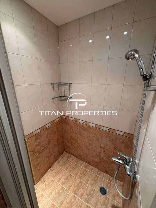 Дава се под наем Тристаен апартамент в Пловдив, Център - 94 кв.м за 765 € - Снимка #7