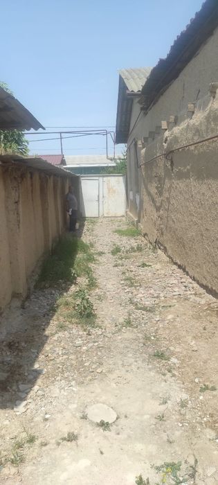 Yer sotiladi hamma sharoiti bor