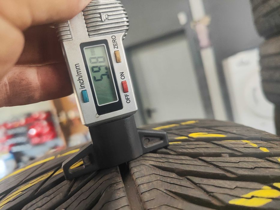 2бр.зимни гуми 225/40/18 Michelin
