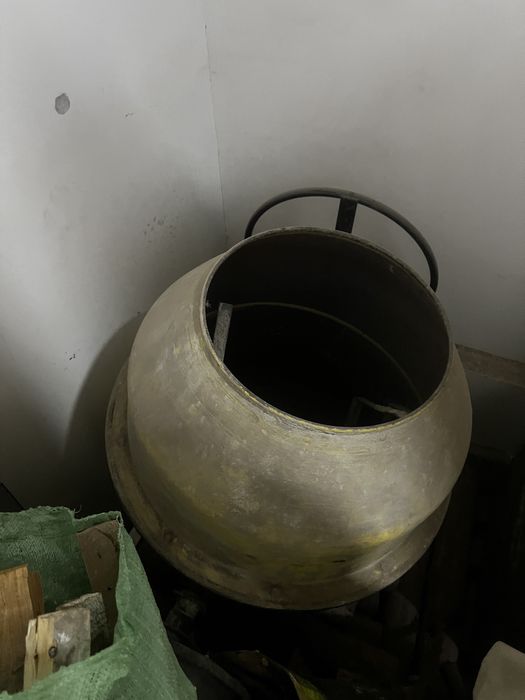 Бетономешалка сотилади