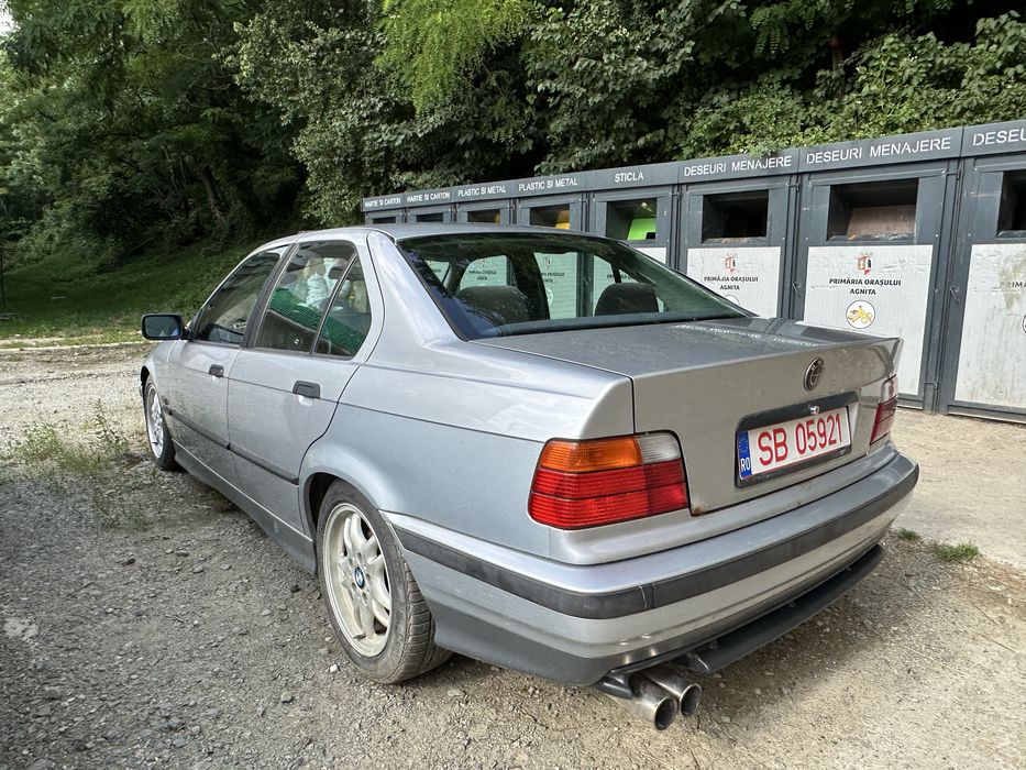 BMW Seria 3 E36 318i  – 1995- proiect foarte bun