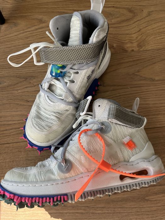 Adidasi off white marimea 37.5 impecabili