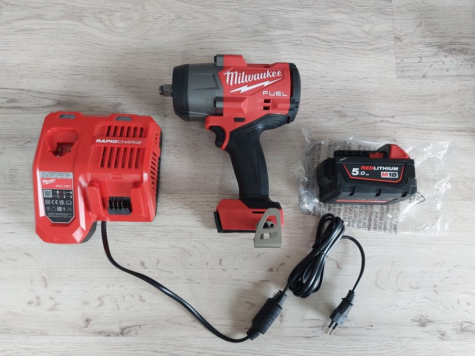 Set impact mare milwaukee M18 FHIW2F12 , 2050 nm, nou