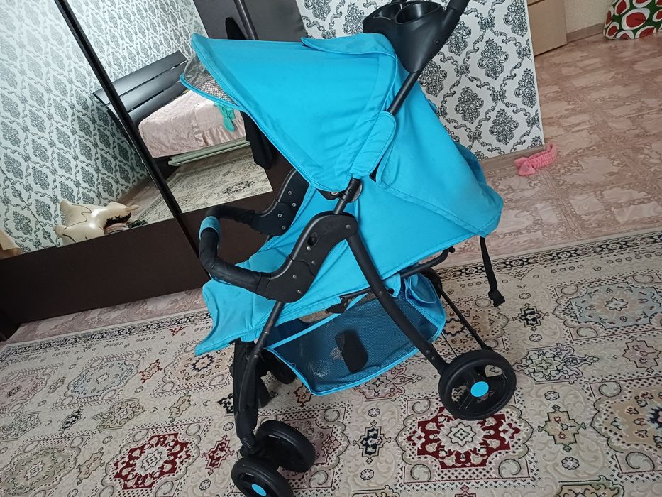 Продам коляску. Б/у