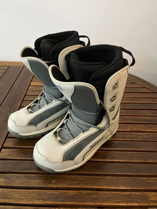 Boots Snowboard 40
