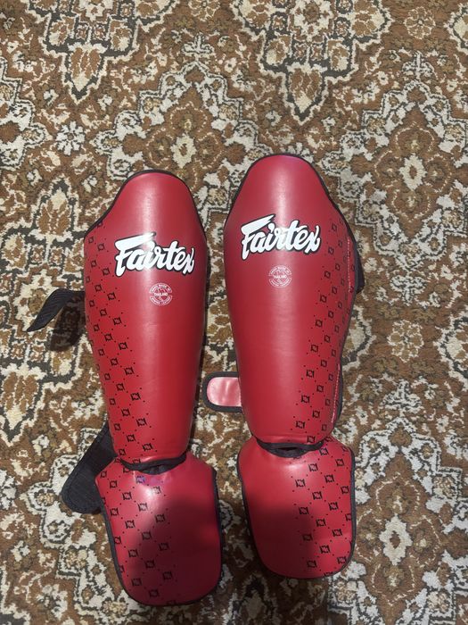 Fairtex Shinguards size S