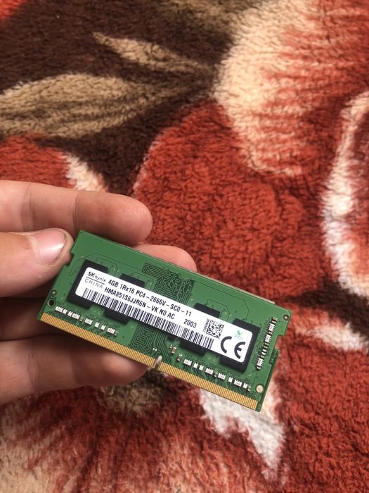 Se vinde ram pentru laptop ddr4, 4 gb ram