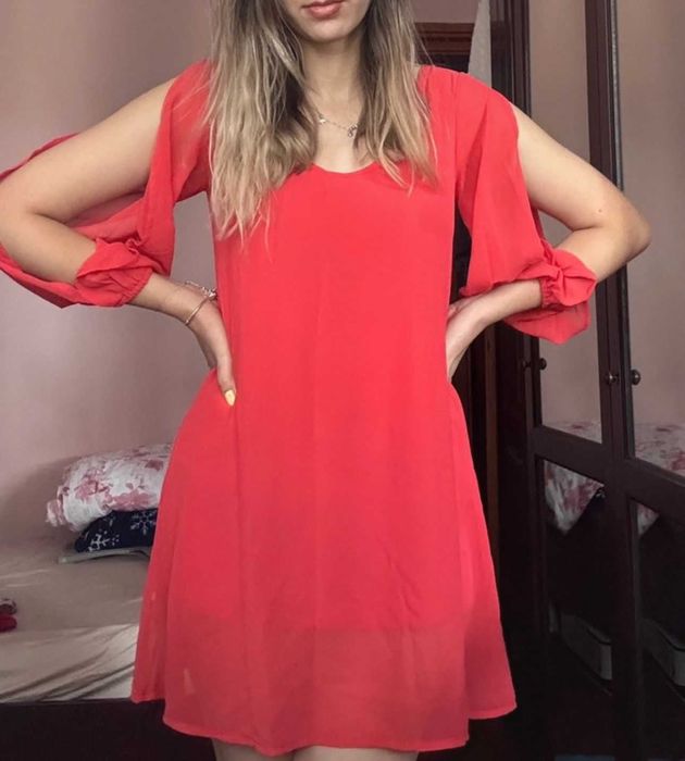 Rochie rosie/corai, scurta, A line, maneci decupate, voal, usoara, S